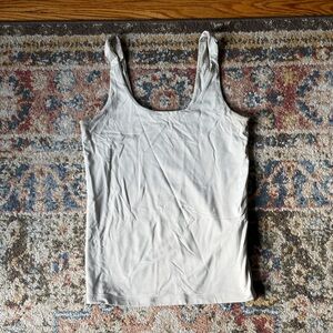 Abercrombie & Fitch White Scoop Tank